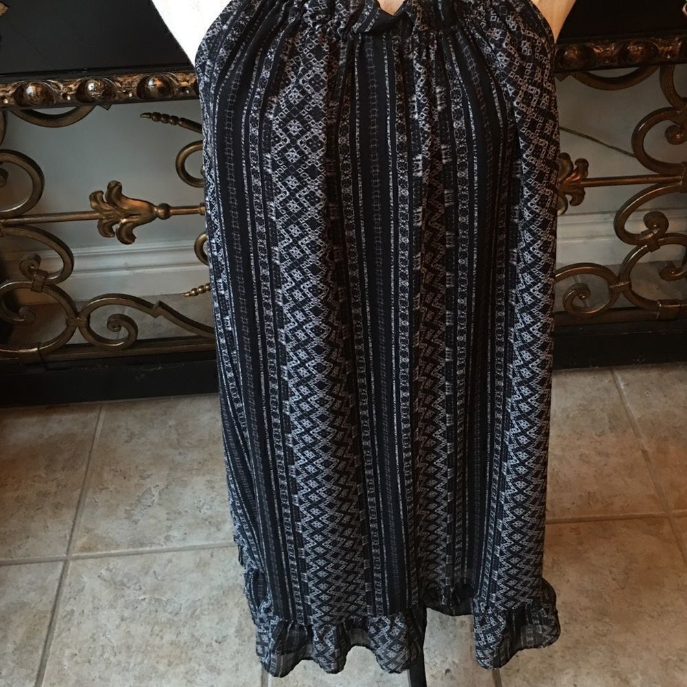 BCBG SUNDRESS NWOT!  - Picture 4 of 8